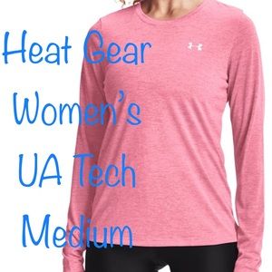 Under Armour Tech Heat Gear Performance long sleeve soft light fabric Top Medium